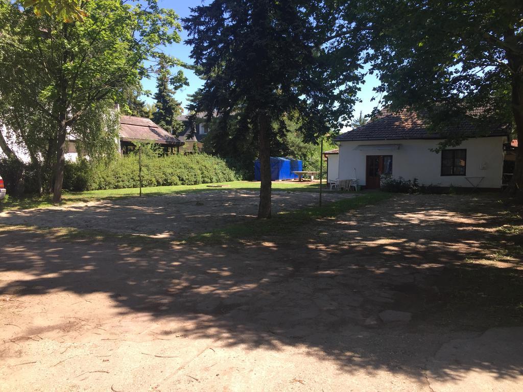 Отель Matroz Шиофок Экстерьер фото